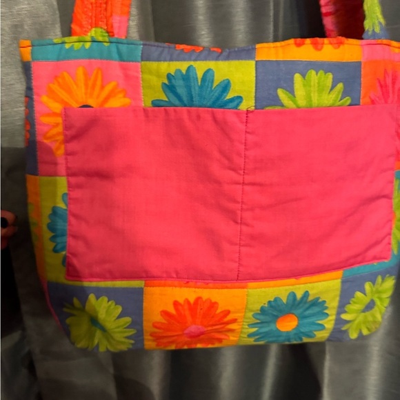 Handmade Spring Flowers Women’s Tote 12x16 Interior Exterior Pocket Flower Clasp - Picture 5 of 13